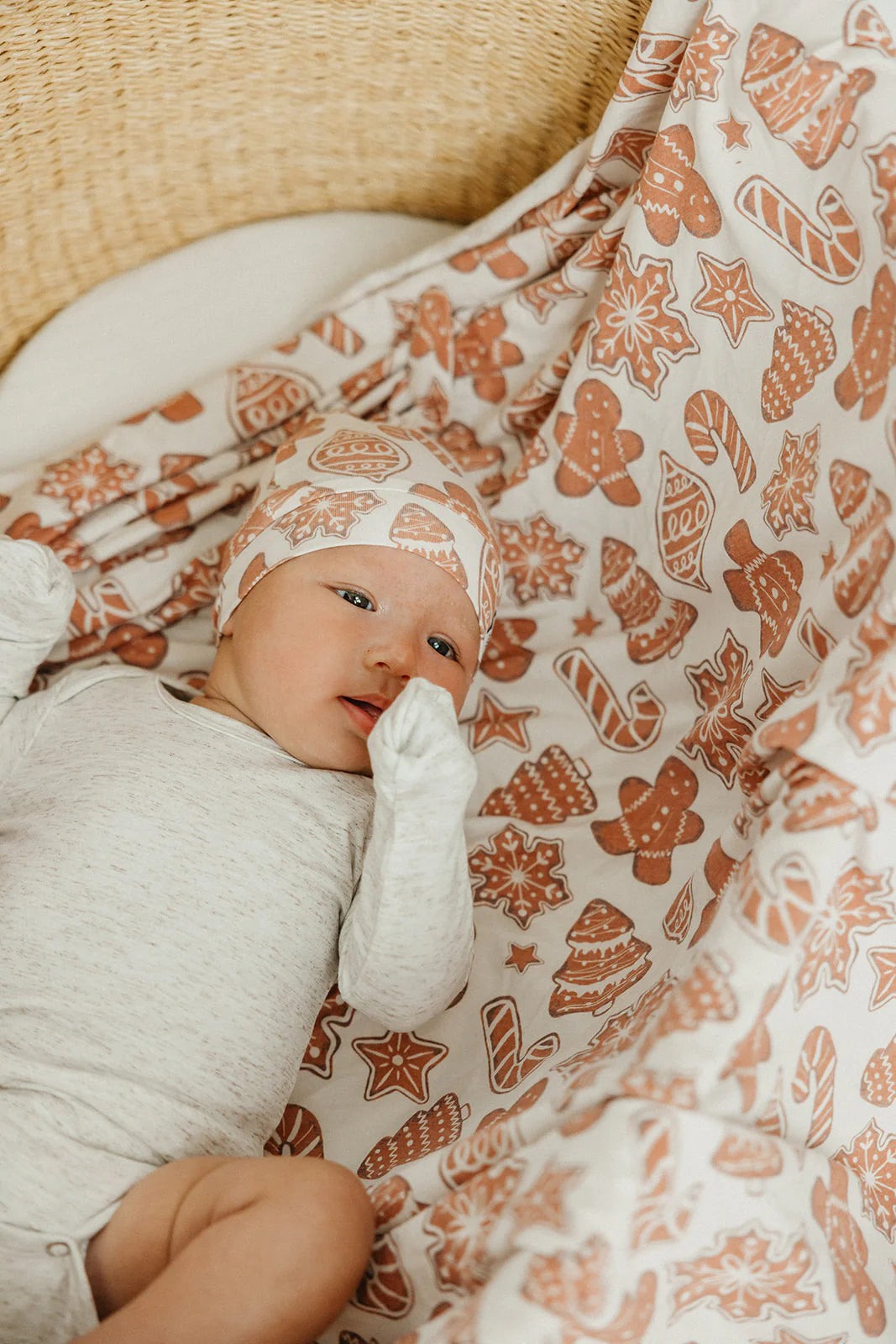 Copper Pearl Gingerbread Top Knot Hat 0-4m