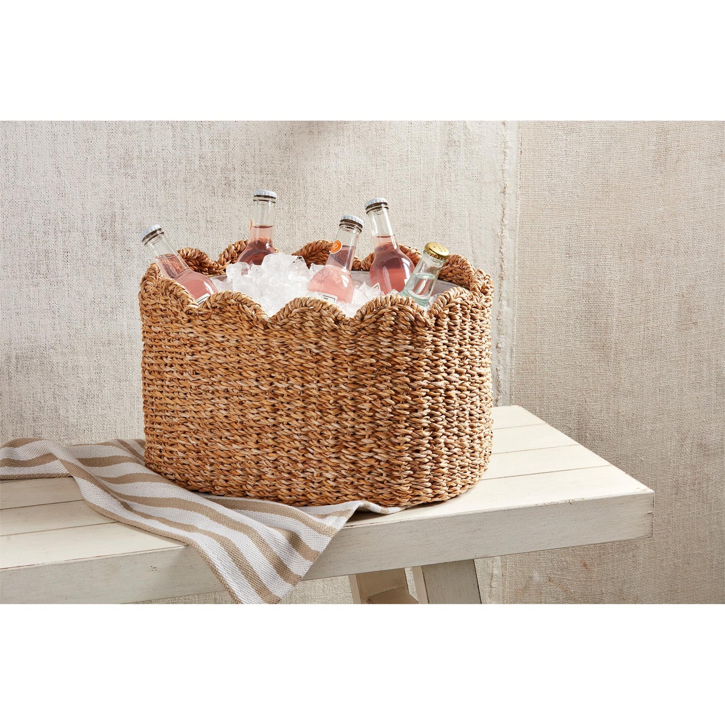 Woven Scallop Party Tub