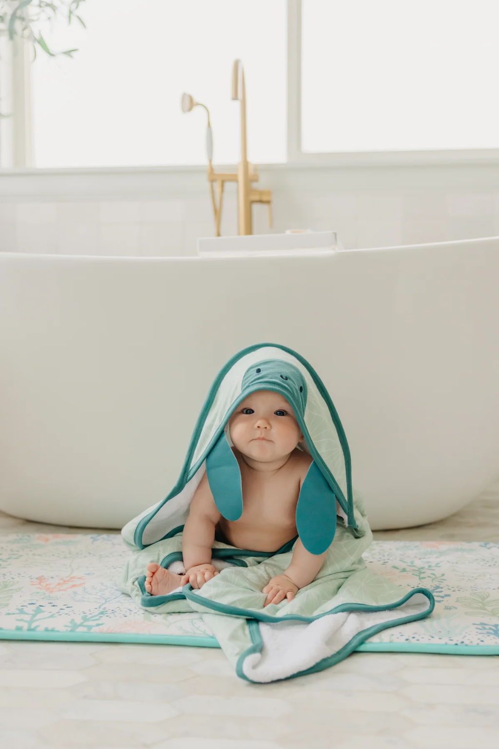 Copper Pearl Wade Hooded Towel